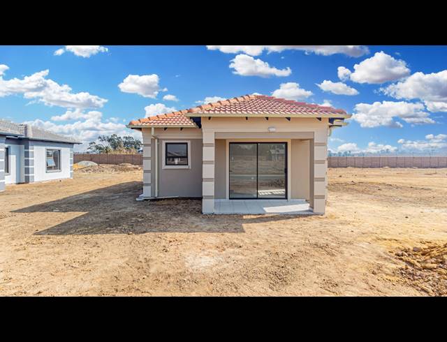 2 BEDROOM FREESTANDING FOR SALE IN KLERKSOORD